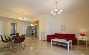 Fotomara sunny and colourful apartment with view